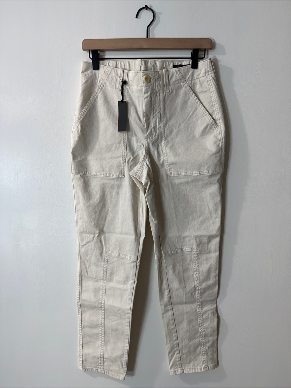WP17 {Banana Republic} "Mid Rise Slim Cargo Pant" Cream White Tapered Leg Pants